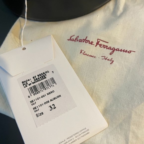 Ferragamo Reversible and Adjustable Gancini belt - Mens 32. New/Never opened - Picture 7 of 8